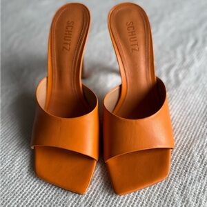 Schutz kate deluxe nappa bright tangerine  9.5 B size
